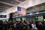 Cientos de vuelos cancelados en EEUU por cierre gubernamental