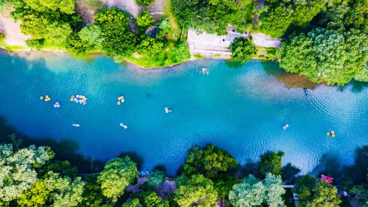 The "Maldives Of Texas" Is A Secret Resort-Style Neighborhood In The Scenic Hill Country