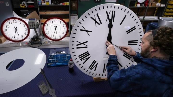 Daylight saving time: Alabama wants to stop changing the clocks