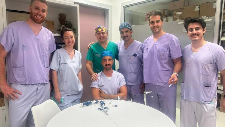 El Hospital de Gandia realiza su primera implantación de marcapasos sin cables