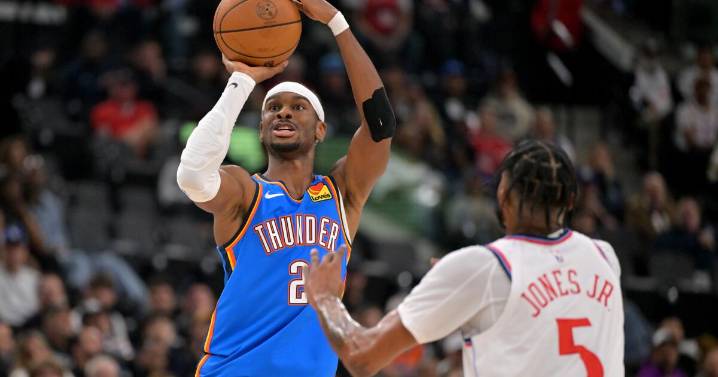 Kawhi-less Clippers are no match for undefeated Thunder