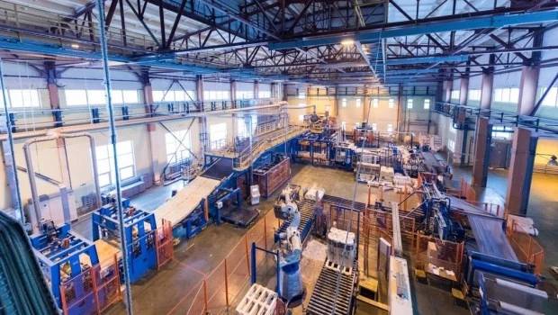 La actividad industrial retrocedió 5,3% en octubre, según índice de FIEL