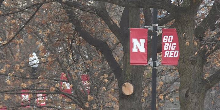Nebraska Board of Regents approve joint accreditation for UNMC, UNL