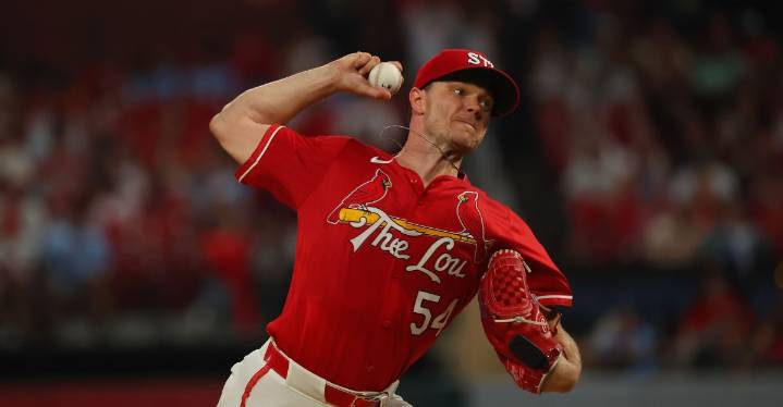 Wednesday Bird Droppings: Hot stove keeps burning