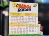 Mega Millions jackpot grows to $965 million for Friday’s drawing