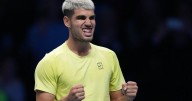 Carlos Alcaraz beats Taylor Fritz and moves within 1 win of year