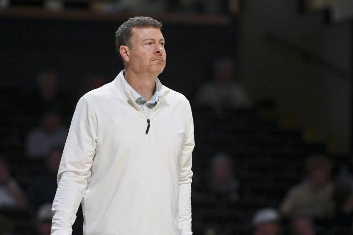 Deadspin | Vanderbilt vies to continue sharp shooting in clash vs. Eastern Kentucky