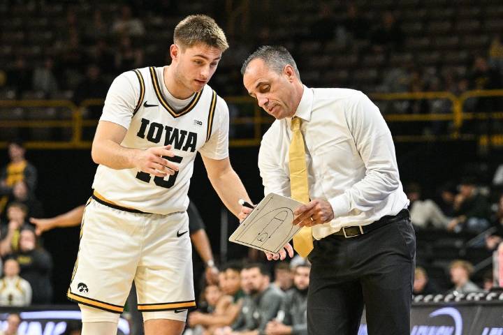 Deadspin | Iowa speeds past winless Chicago State