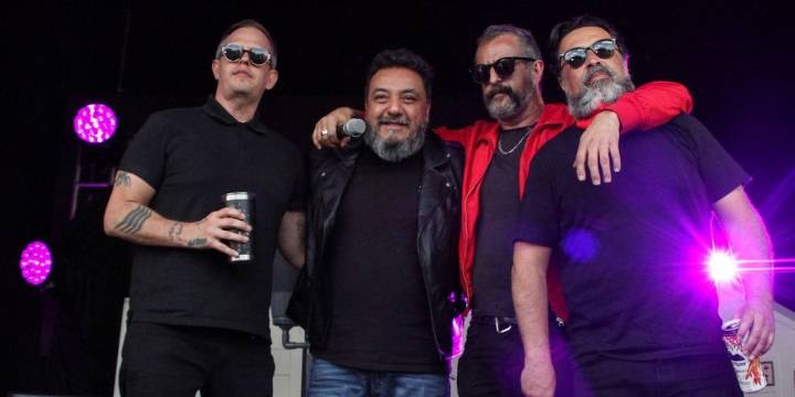 Molotov hace crítica a la 4T y a AMLO durante concierto de aniversario en la CDMX