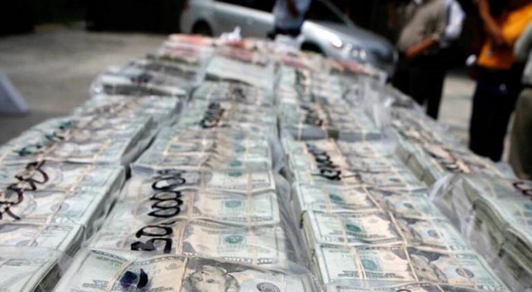 Invierten mexicanos más de U$20 mil millones al exterior en dos años