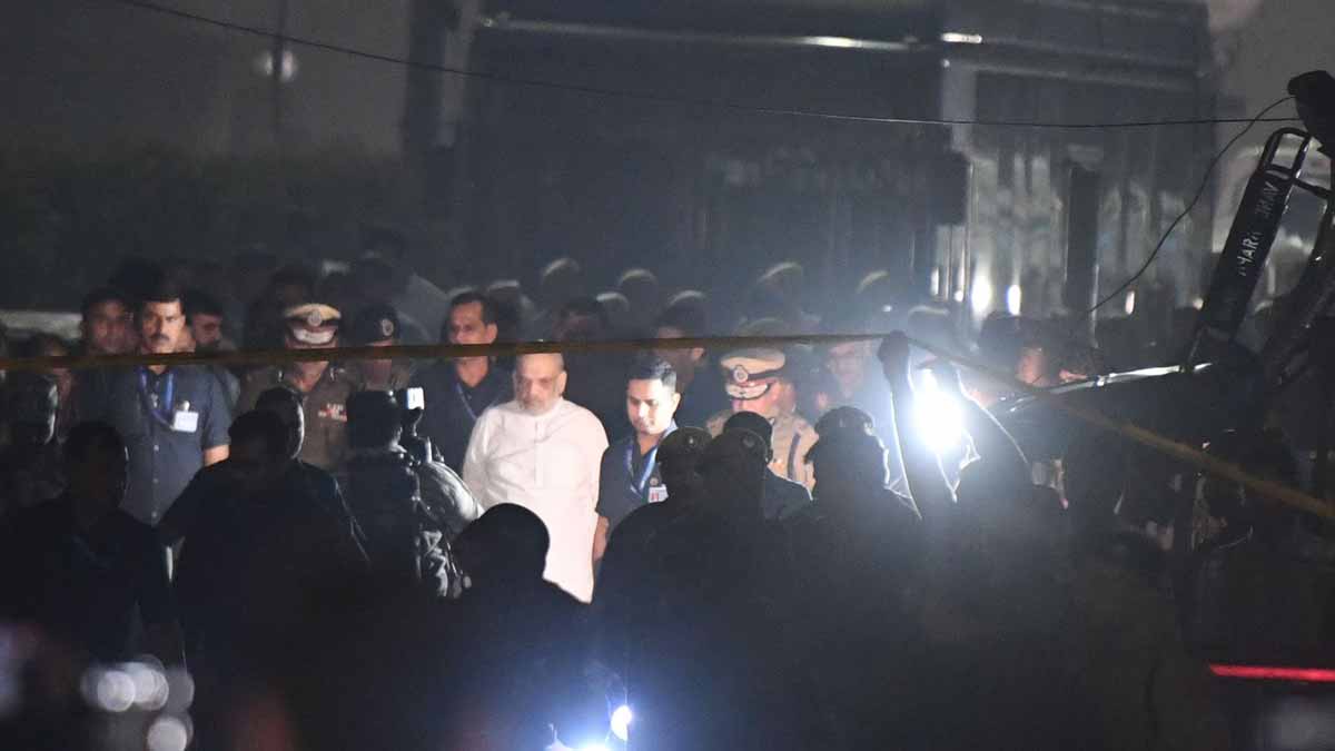 Delhi Red Fort blast: Amit Shah calls crucial security meeting as police probe Faridabad terror module links