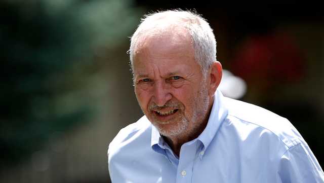 Larry Summers 'on leave' from Harvard teaching job amid investigation into Epstein ties