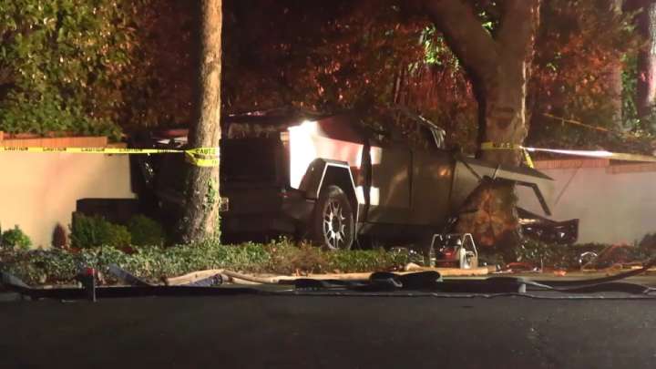 Community remembers teens a year after fiery Piedmont crash