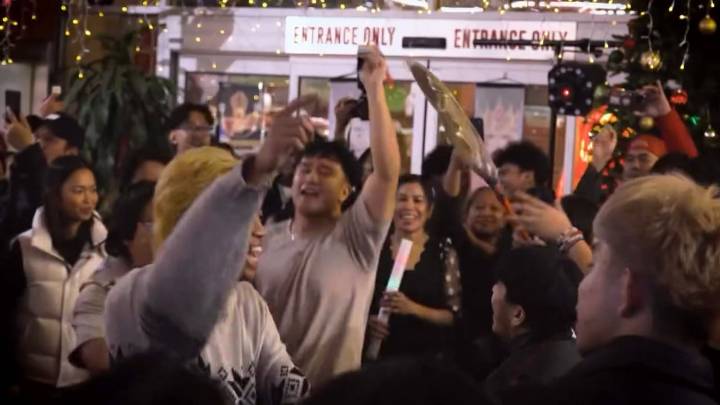 #TheMoment grocery stores held dance parties in Winnipeg and Calgary