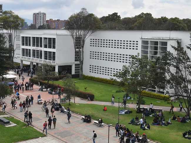 Nueva tragedia de Halloween en Bogotá: hallan muerto a egresado dentro de la Universidad Nacional