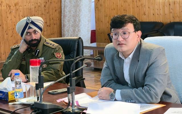 DC Baramulla emphasizes need for collective and sustained efforts to eradicate drug menace from society
