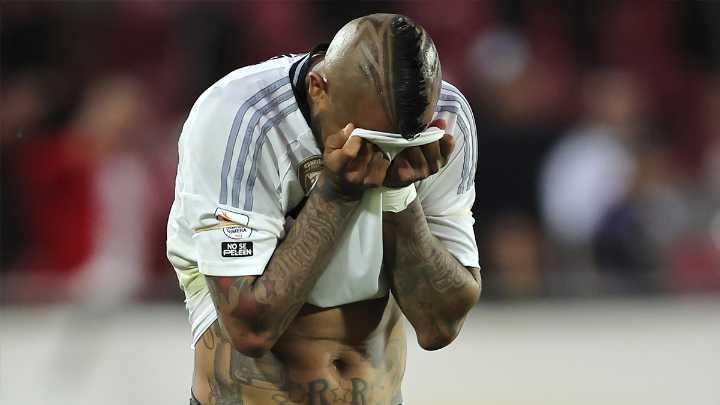 Colo Colo detalló la lesión que marginó a Arturo Vidal de la visita a Ñublense