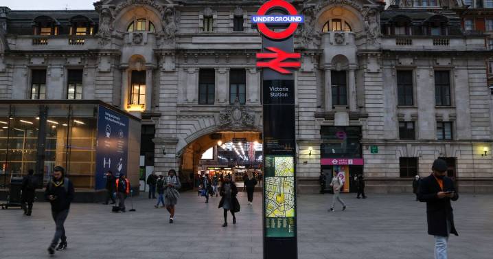 London Victoria rail chaos live as Southern and Thameslink trains delayed and cancelled