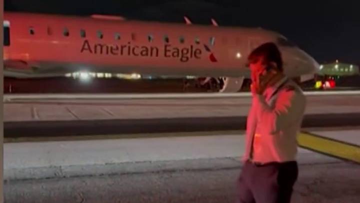 Pasajeros de American Airlines quedan atrapados en Filadelfia