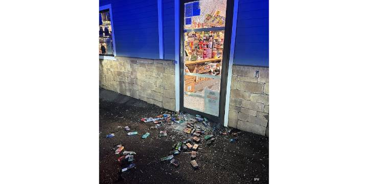 Thieves target vapes in Richmond convenience store break