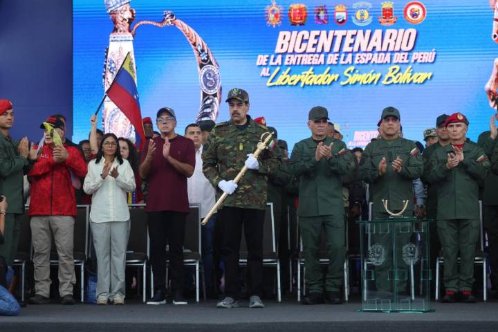 Nicolás Maduro declara «coyuntura decisiva» para la defensa de Venezuela frente...