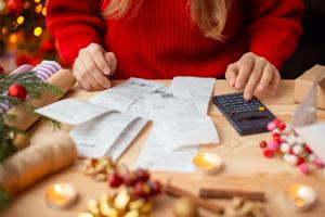 Is Giftflation Blowing Up Your Holiday Budget? Here’s How to Fight It.