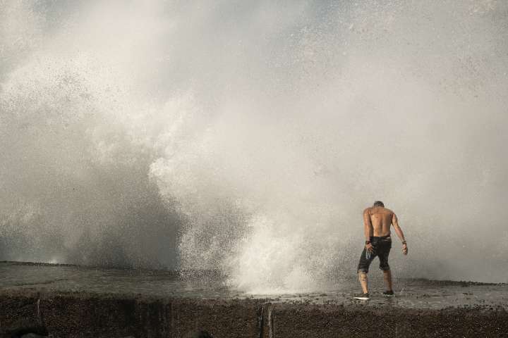 El 112 lanza una seria advertencia: “Las olas podrían ser de 4 metros”