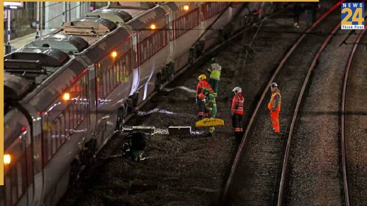 ‘They’ve got a knife! I’ve been stabbed!’ -passenger recalls horror of London train mass stabbing, says there was blood everywhere