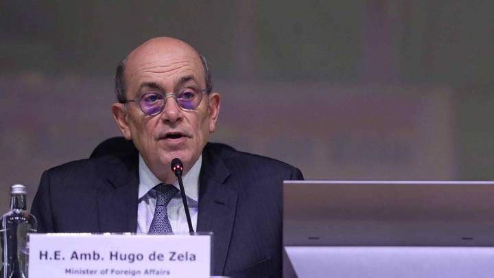 Perú rompe relaciones diplomáticas con México; decisión "excesiva": SRE