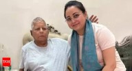 Row after rout: Lalu's daughter Rohini quits politics, 'disowns' family