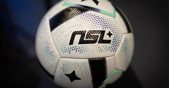 Threat of lightning forces players off the pitch in first half of NSL final