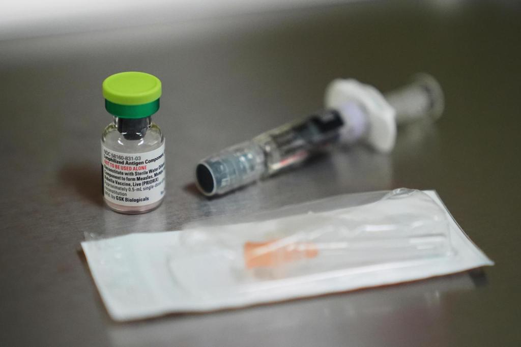 Moore launches free adult vaccine program for uninsured Marylanders