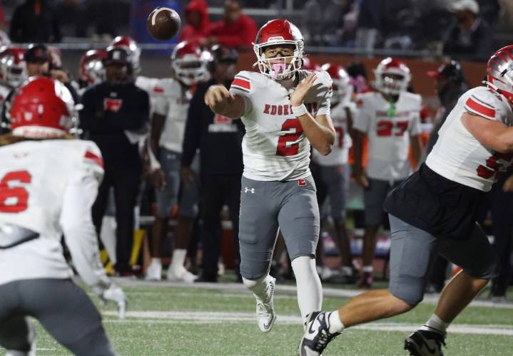 Top seed teams are Bishop Moore, DeLand, Edgewater, Jones