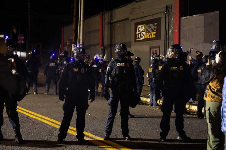 ICE no tendrá puntos de control en las carreteras de Oregón durante el fin de semana festivo