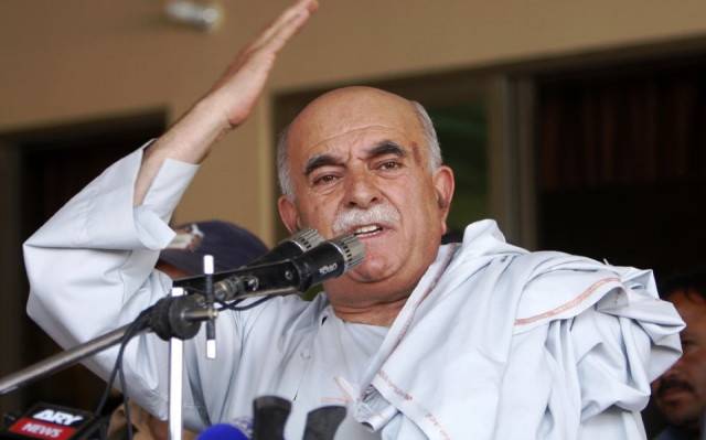 Achakzai assures Imran won’t act against anyone if rule of law restored