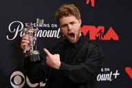 Where to buy tickets to Alex Warren 2026 tour in Boston, MA