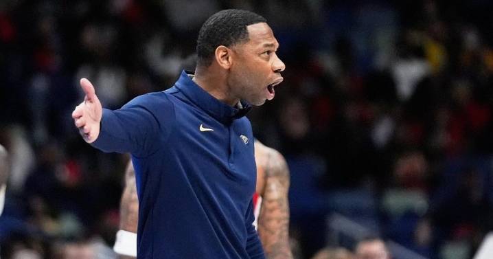 Pelicans fire coach Willie Green 12 games into his fifth season