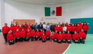 Abanderan a deportistas rumbo Campeonato Mundial de Pole Sports