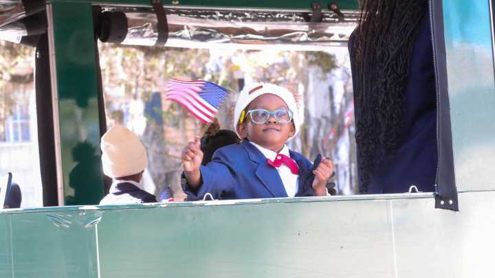 Puffy coats, blankets, and Flags, mark a chilly Veteran's Day Parade