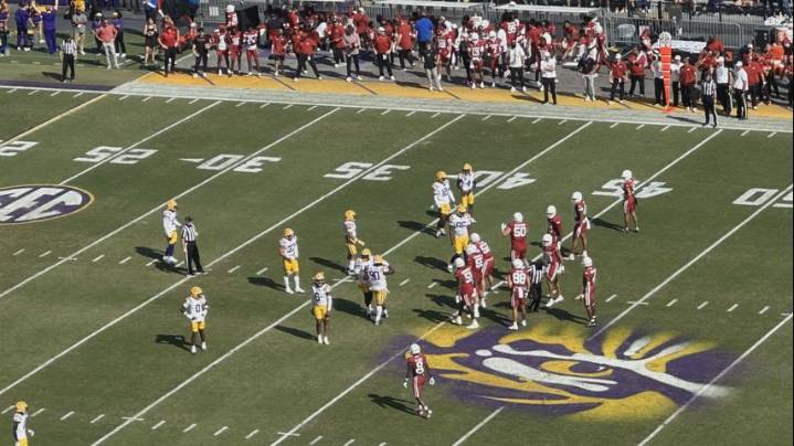 Tigers trail Arkansas 14-13 in the 2nd quarter