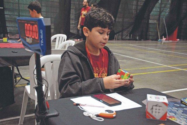 Los mejores del Cubo Rubik, se reúnen en Pereira