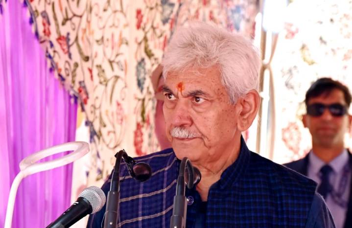 LG Visits Chishoti Paddar In Kishtwar, Lays Foundation Stone For Construction Of New Houses For Flood