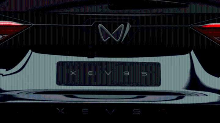 Mahindra Teases XEV 9S Ahead of November 27 Launch