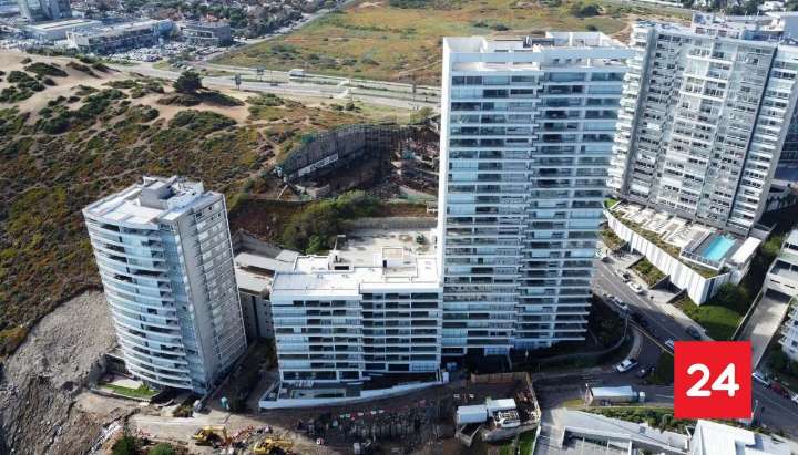 Familias vuelven a habitar edificio Miramar en Reñaca tras dos años del socavón