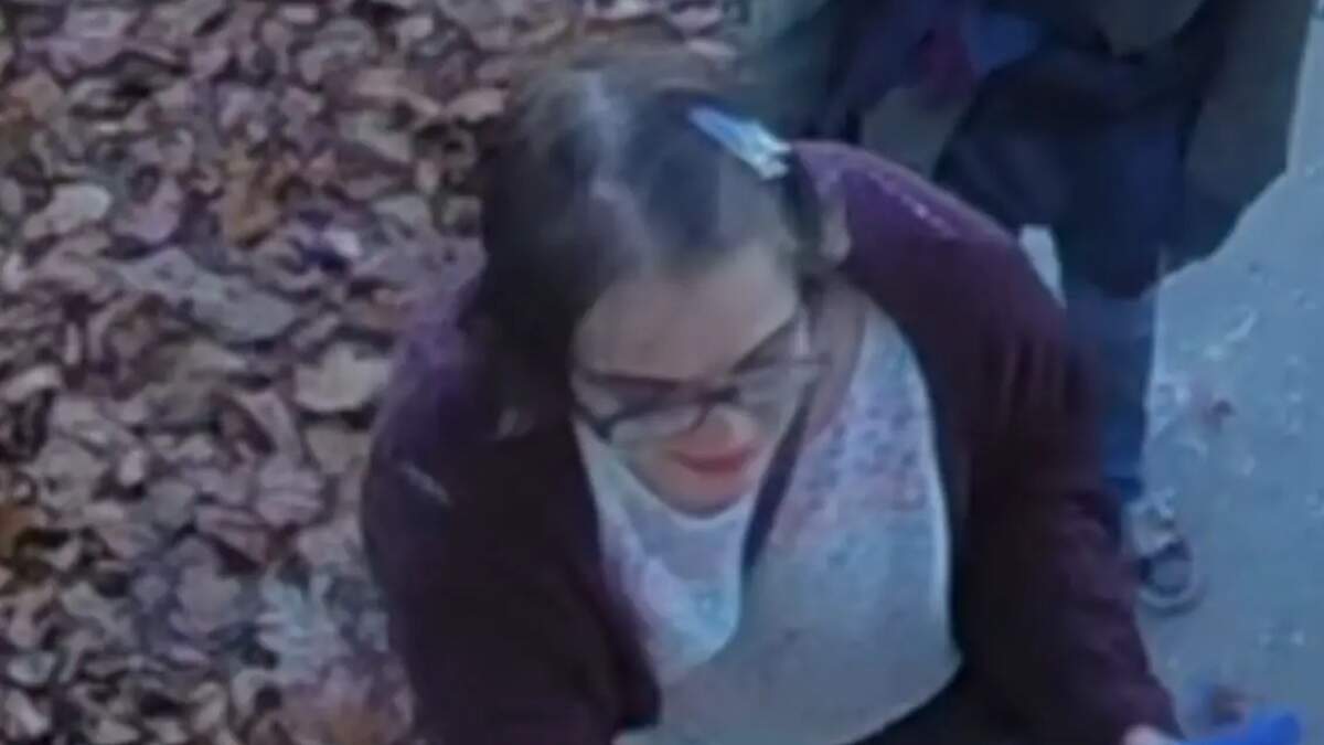 'Slender Man' Morgan Geyser Stabber Escapes Group Home