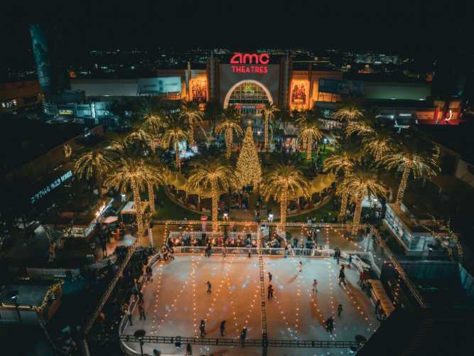 Westgate ice rink open, tree lighting soon in Glendale