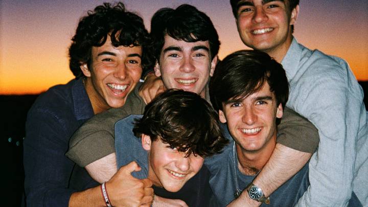 Así es Avenida, la nueva versión de Taburete que ha hecho doble sold out en la sala El Sol