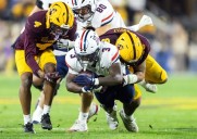 Deadspin | No. 25 Arizona remains on roll, defeats No. 20 Arizona State