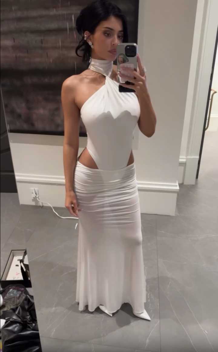 Khloe Kardashian Wants to Know What Kylie Jenner's Breast Implants Feel Like