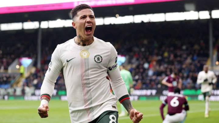 El golazo de Enzo Fernández para abrochar el triunfo del Chelsea ante Burnley